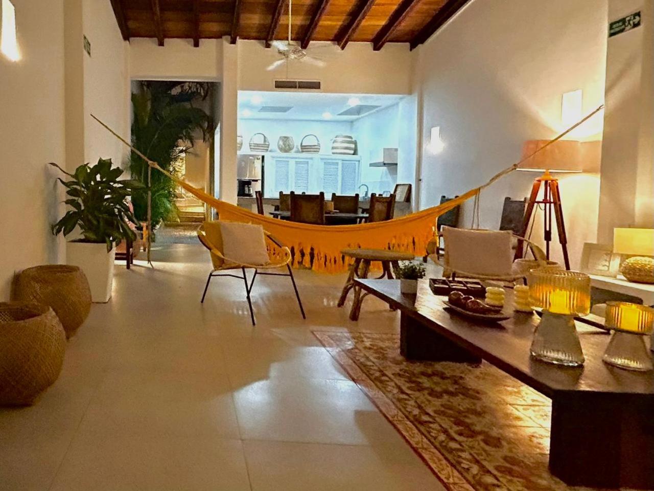 Casa Vella - Amurallada *