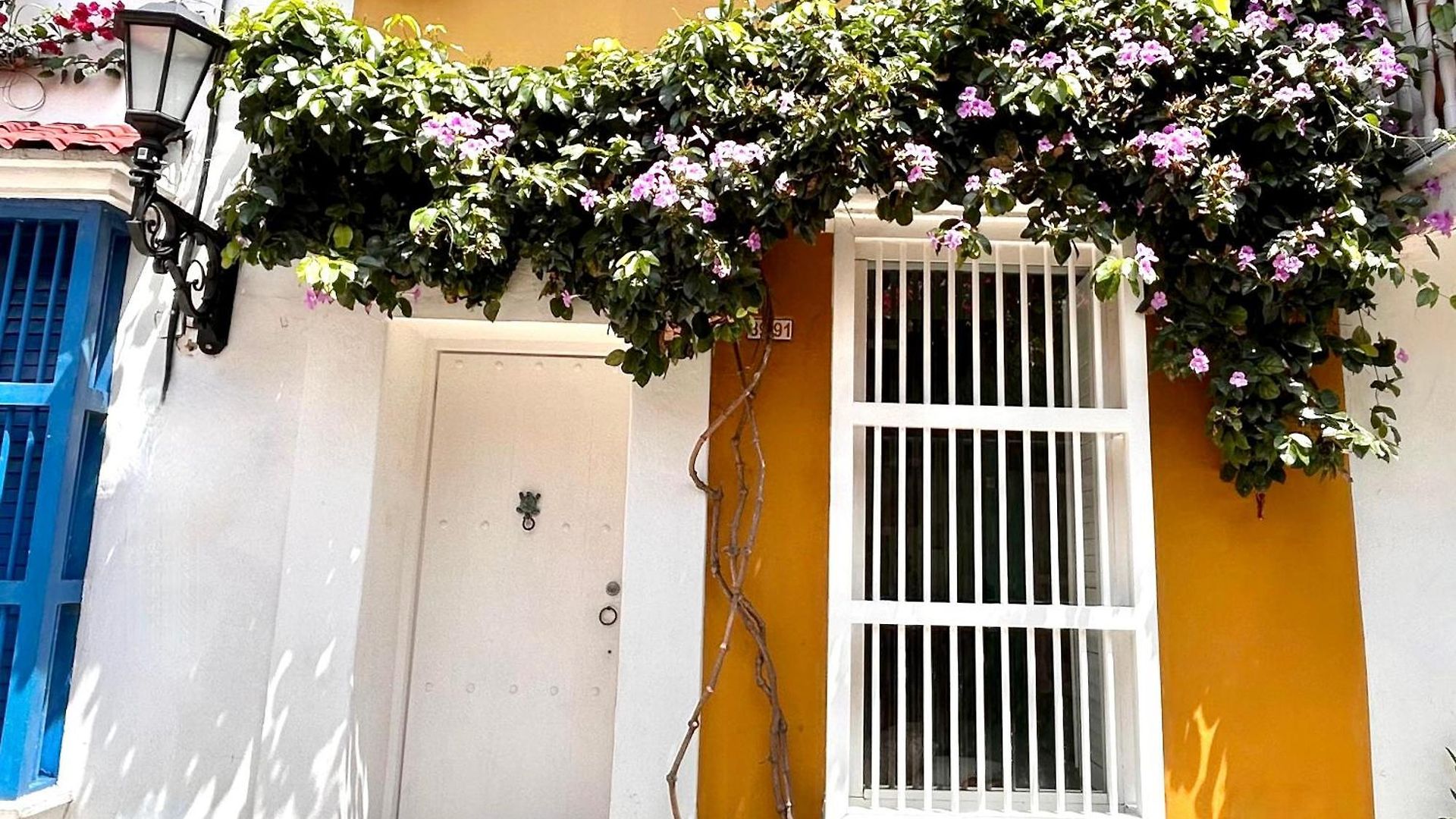 Casa Vella - Amurallada Сasa de vacaciones